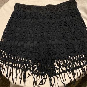 Belle Tweed Fringed Lace Black Shorts Size 10